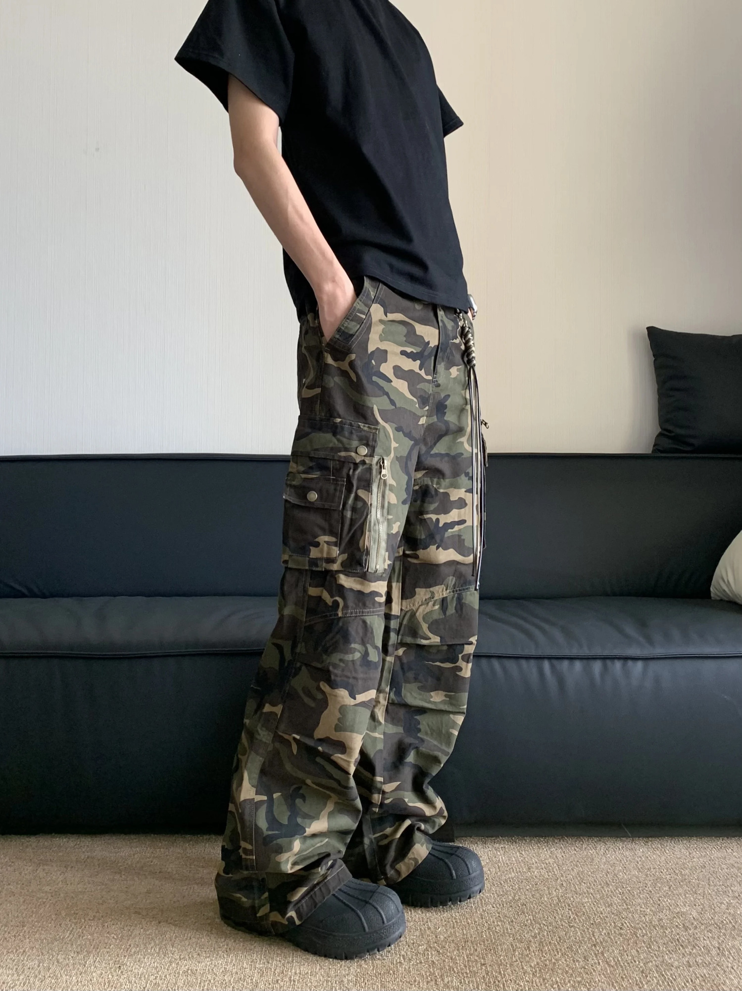 Camouflage Straight Tube Pants High Street Loose Large Pocket Cargo Pants High Waist Trendy Streetwear Male Trousers 250206