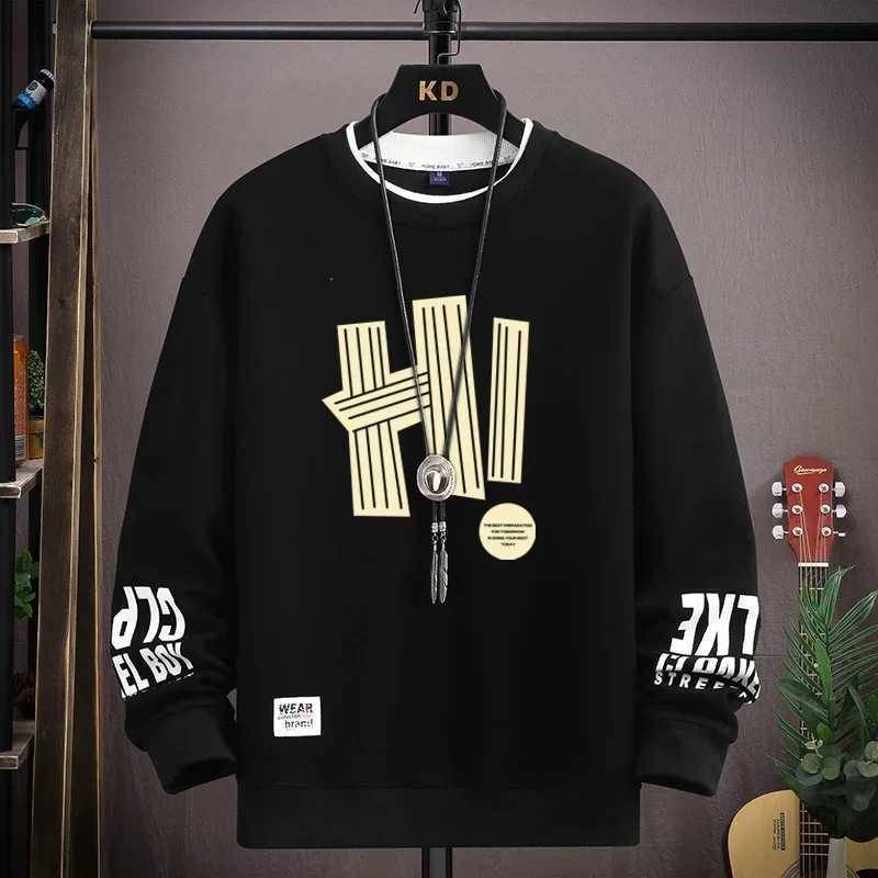 Spring and Autumn Mens Sportswear Japanese Cartoon Cat Sportswear Long Sleeve O-Neck T-shirt Harajuku Street Mens Wear 2024 W250207