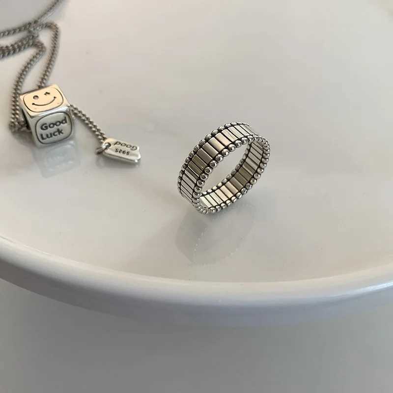 925 Sterling Silver Rings Fashion Hip Hop Vintage Couples Creative Strip Design Thai Silver Party Jewelry Birthday Gifts W250207