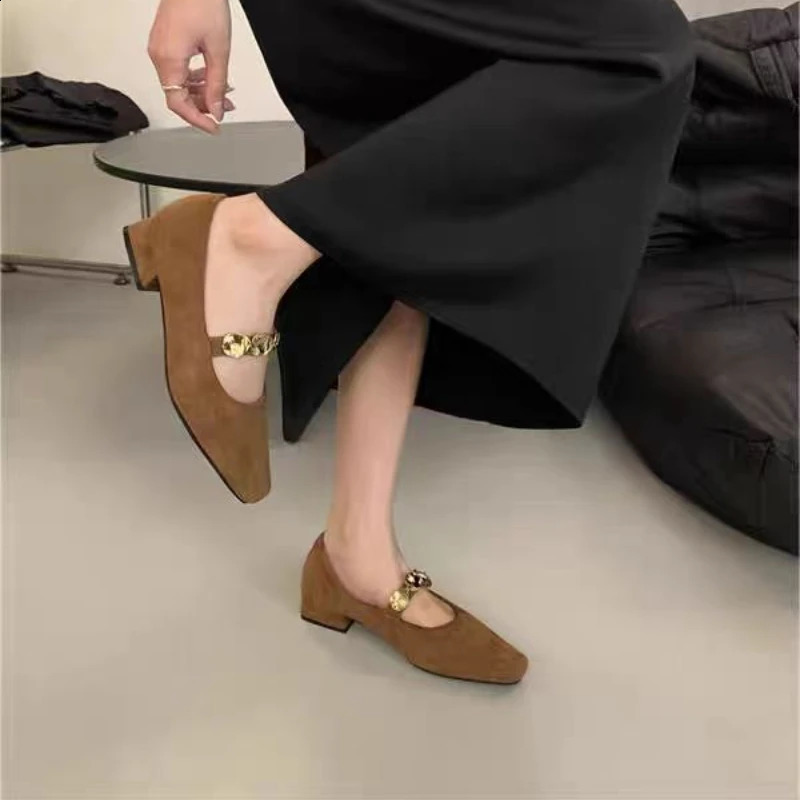 Retro Women Shoes Metal Heels Shallow Mouth ed Pumps 2024 Mary Jane Sandals Ladies Metalic Fashion Latest Low Velvet Spring 250206