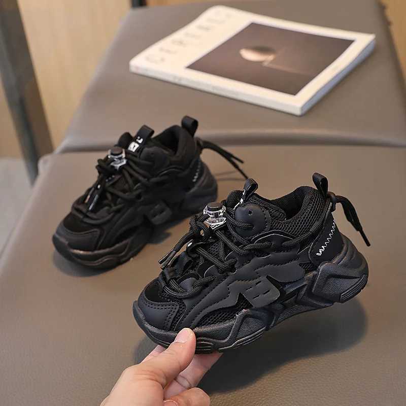 Childrens lightweight sports shoes anti slip student tennis shoes childrens walking shoes boys and girls casual sports shoesXJ250318