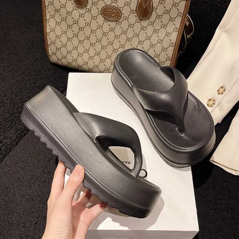 Korean style womens flip-flops Casual womens platform flip-flops n-slip beac soft-soled EVA womens slippersXJ250207