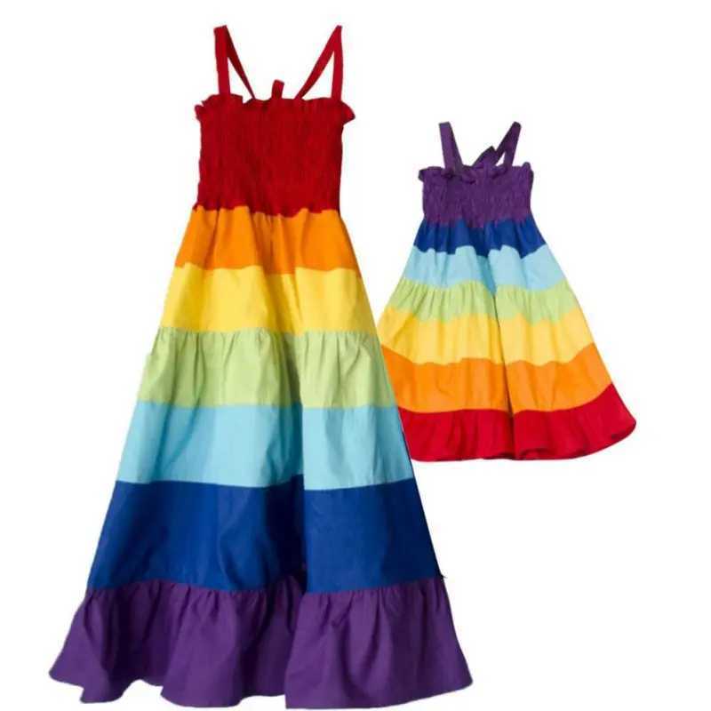 Rainbow Family Matching Set Rainbow Stripe Strap Dress for Parents and Children Sleeveless Mom Baby Beach Style Casual Dress W250207