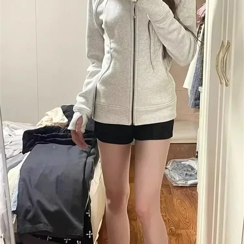 Deeptown American Vintage Cropped Hoodies Women Korean Style Streetwear Grey Zip Up Hooded Sweatshirt Casual Y2k Slim Hood Shirt 250206