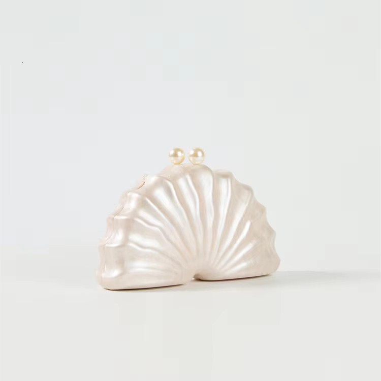 Shell Clutch Bag Acrylic Clutch Bag Women Wedding Evening Party Cute Ivory Pearl Color Purse Handbag Summer New 2024