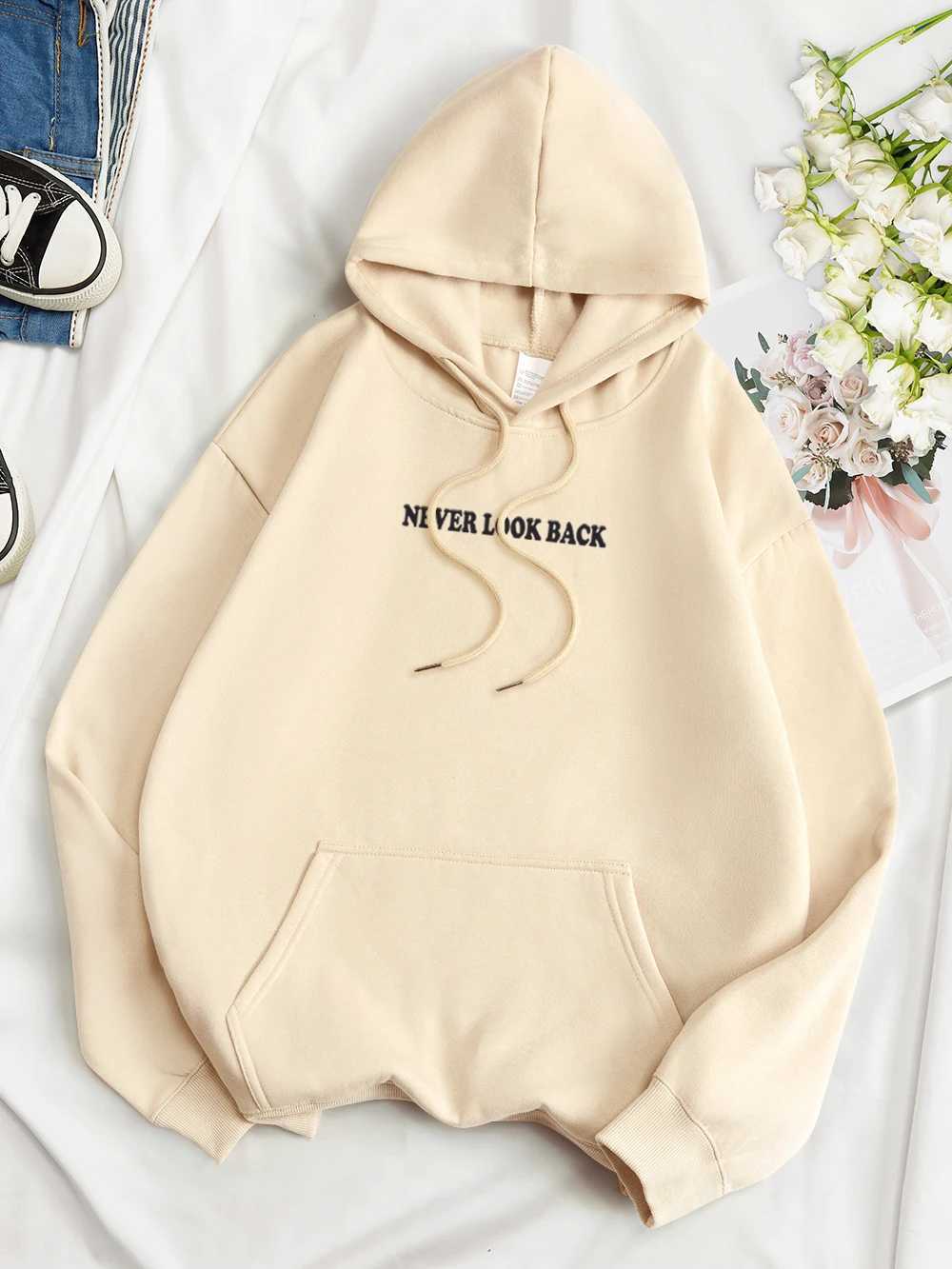 Never Look Back Creative Smile Skull Hoodies Men Women Warm Comfortable Sweatshirt Loose Hip Hop Street Clothes Loose Hoody W250207