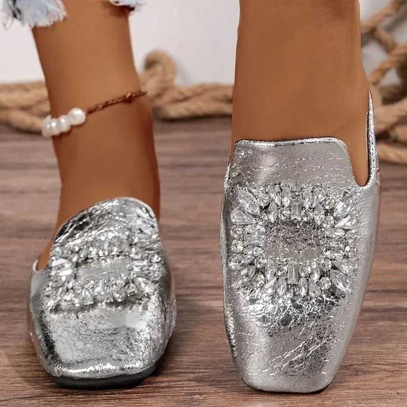 Womens Square Toe Flat Slippers Summer New Rhines Buckle Slip Mules for Women Outdoor Womens Light Casual Slides ShoesXJ250207