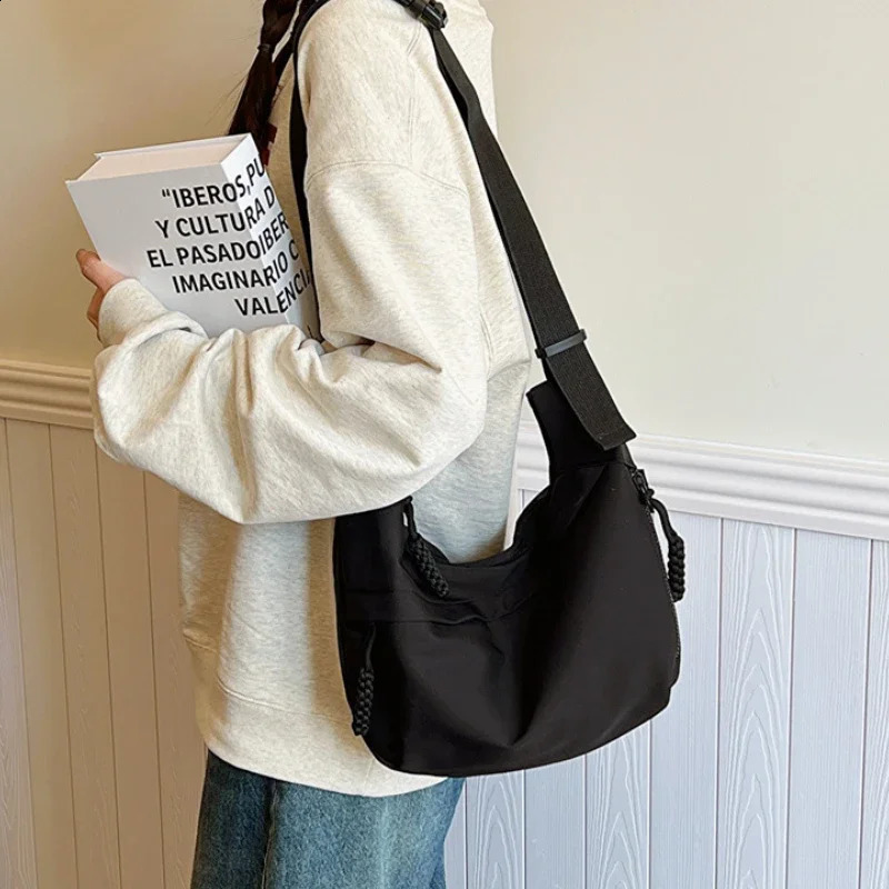 Nylon Hobos Crossbody Bags Solid Casual Zipper Womens Bags Fashion High Capacity Solid Color Single Shoulder Bag 250122