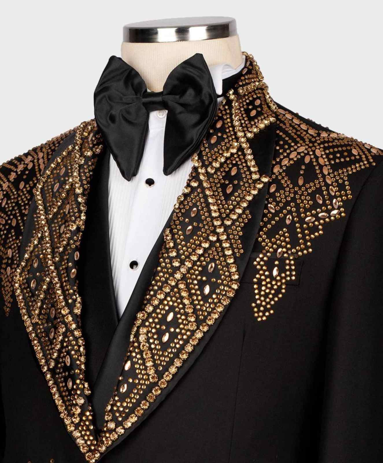 2025 New Fashion Two-pieces Handsome Slim Fit Groom Tuxedos Mans Suits One Button Business Casual Suit Shawl Lapel Beading Bridegroom Tailor Custom Ma