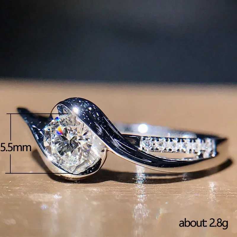 Elegant Promise Ring 925 Silver Plated Solitaire Zircon Surrounded By Silk-like Alloy Engagement Wedding Jewelry For Bride W250207