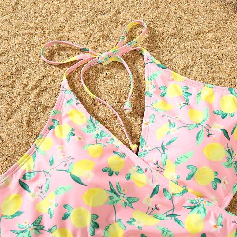 Family Baby Mom and Dad Son Daughter Clothing Fruit Printed Bikini Beach Swimsuit Family Matching Swimsuit W250207