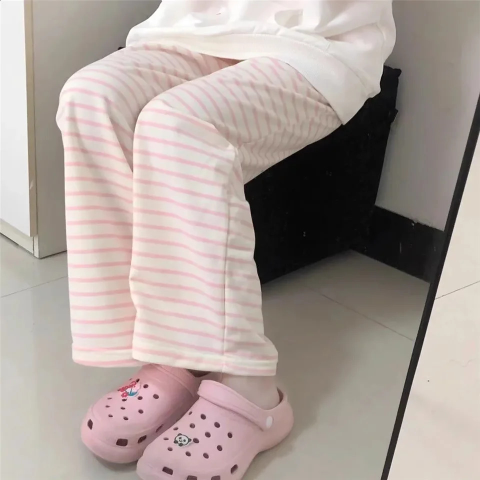 Cute Y2K Striped Pants Women Kawaii Sweet Harajuku Fleece Sports Korean Fashion Sweatpants Girly Basic Cartoon Japanese Trousers 250206