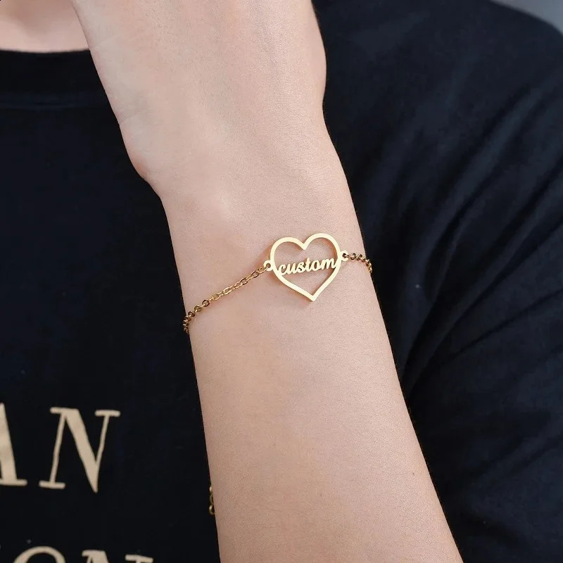 Customized Heart Circle Name Bracelet Personalized Stainless Steel Custom Nameplate Bangle Jewelry Birthday Gift 250206