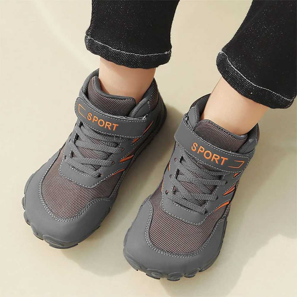 Autumn and Winter Baby Boys and Girls Boots Childrens Waterproof Casual Shoes Outdoor Anti slip Baby Shoes Plush Childrens Ankle Boots W250207