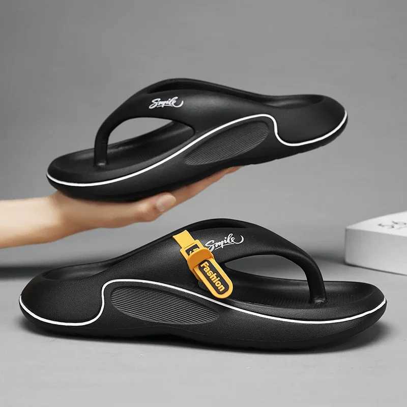 2024 Summer New Mens Flip Flops Indoor Outdoor Beach Sandals Thick Soft Sole Bathroom Slides Shoes Man N-slip Home SlippersXJ250207