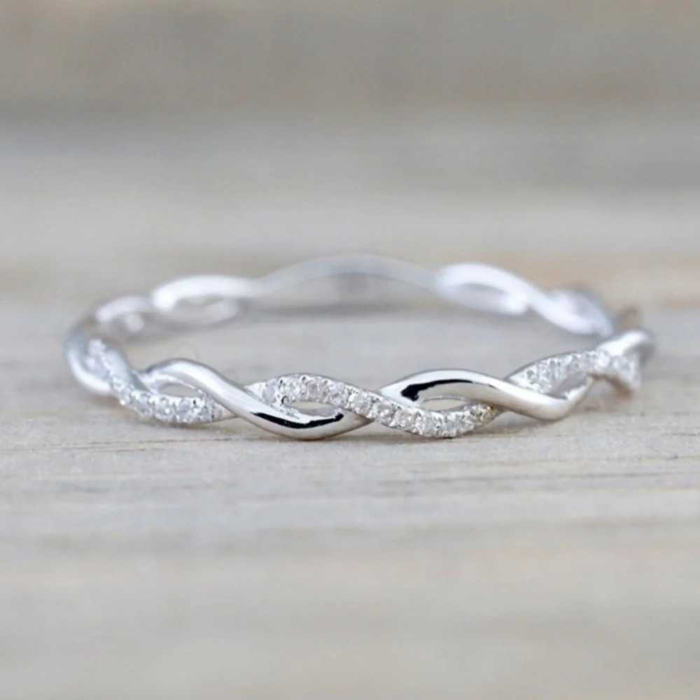 New Diamond Fried Dough Twists Ring Couple Ring Simple Fashion Jewelry Womens Finger Ring W250207