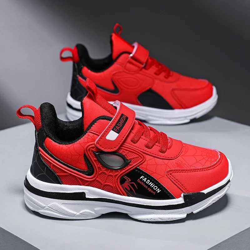 Brand childrens spider sports shoes boys waterproof sports shoes outdoor anti slip tennis shoes lightweight and casual running shoes W250207