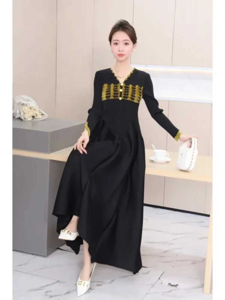 Pleated A Line Dresses For Women Evening Party Solid Full Sve V-neck Ele Lady New 2025 Spring Long Dress 2AN5190XJ2500207