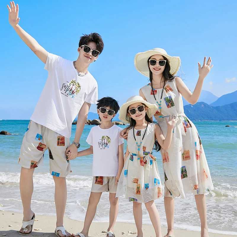 Summer Beach Family Matching Outfits Mother Daughter Seaside Dresses Dad Son Cotton T-shirt+Shorts Couple Clothes Holiday Seaside W250207