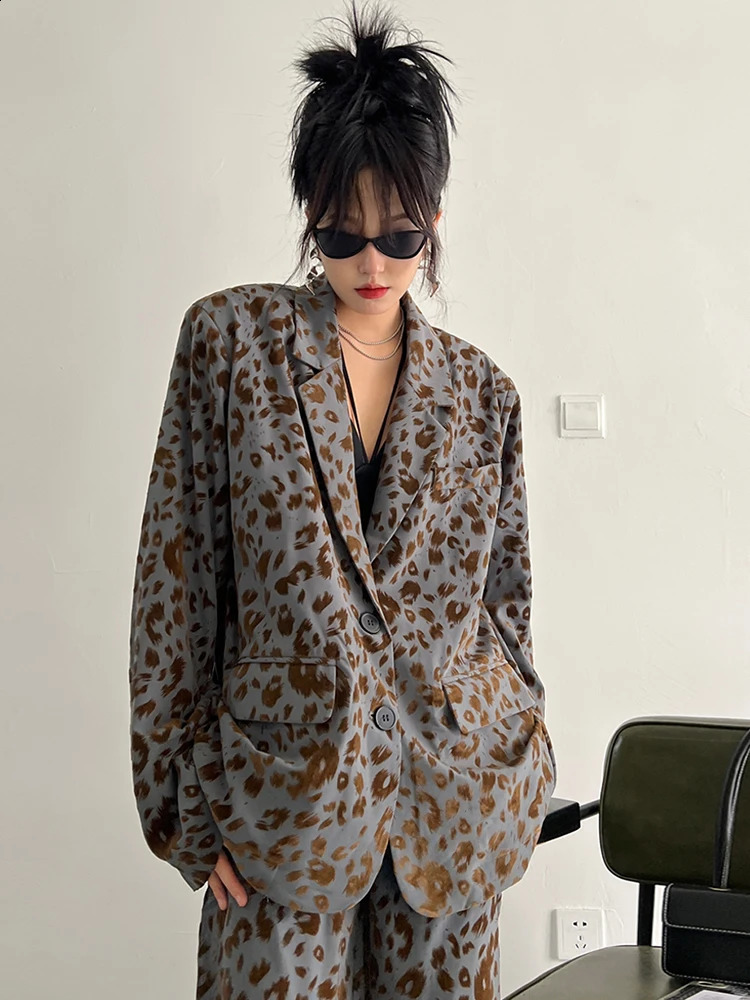 EAM Two Piece Suit Wide Leg Pants Leopard Print Big Size Lapel Long Sleeve Women Fashion Spring Autumn 2024 1DF1166 250107