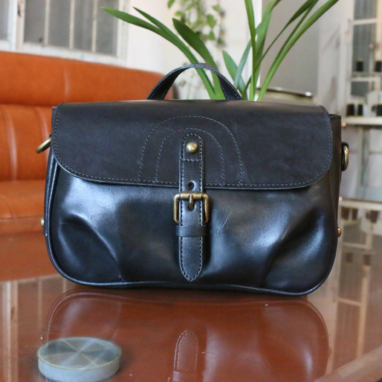 Bag 2024 Spring Fashion Genuine Women's Head Layer Handmade Mini Vegetable Tanning Leather Handheld Crossbody Bag