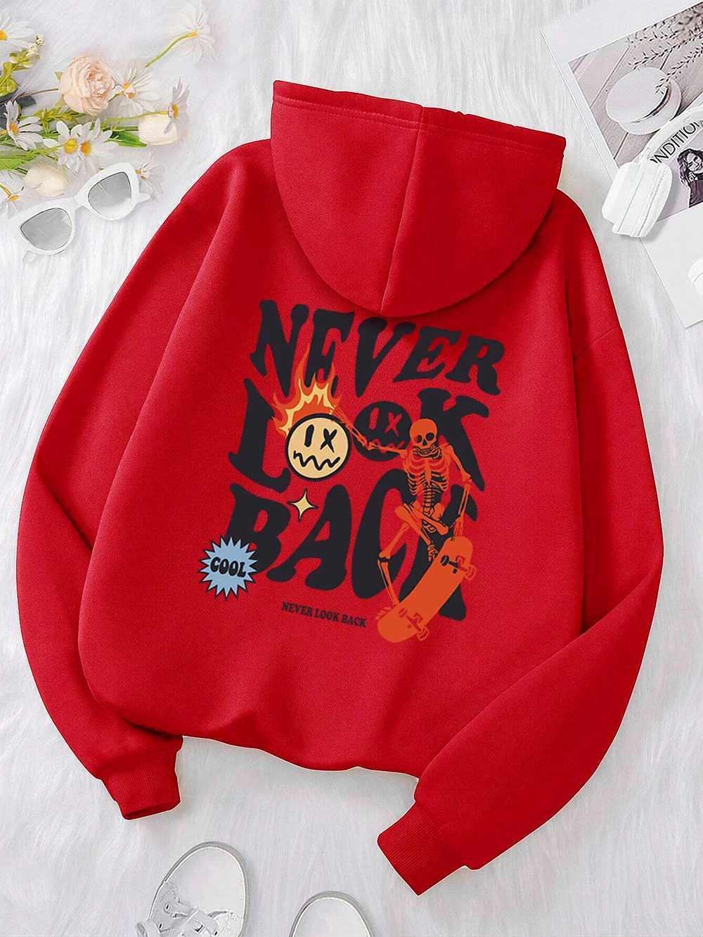 Never Look Back Creative Smile Skull Hoodies Men Women Warm Comfortable Sweatshirt Loose Hip Hop Street Clothes Loose Hoody W250207