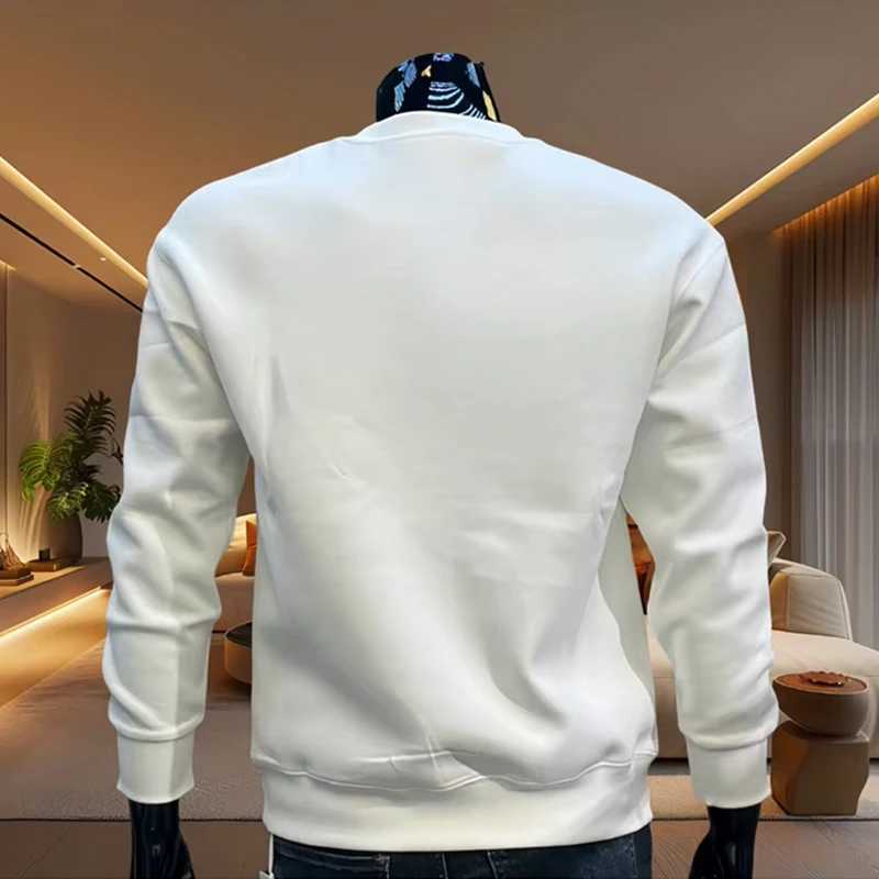 Paris Casual Fashion Mens O-Neck Hoodies High Grade Spring Autumn Warm Soft Long Sleeved T-shirts Male Home Outdoor Pullover W250530