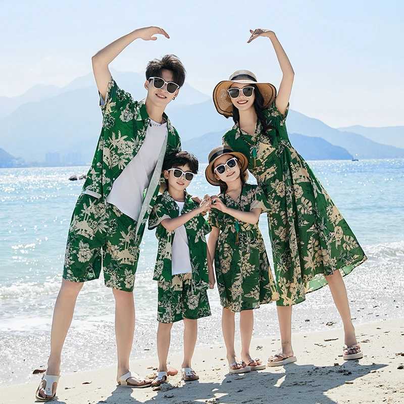 Summer Beach Family Matching Outfits Mum Daughter Dresses Holiday Seaside Dad Son Floral Shirts/T-shirt+Shorts Couple Clothes W250207