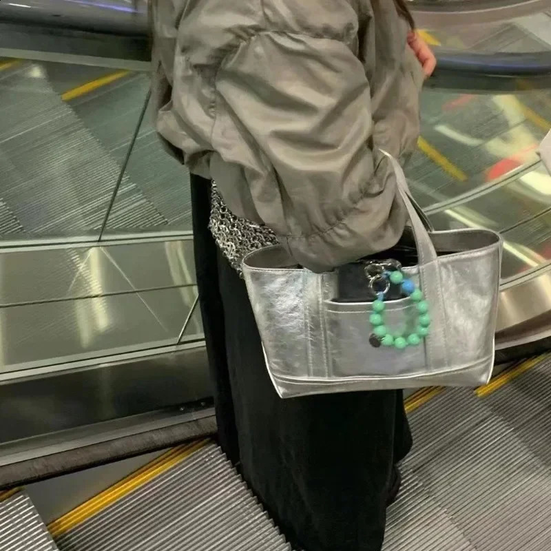 Y2k Style Crossbody Bags for Woman Fashion Handbags Short Top Handle Silver PU Leather Casual Large Capacity Tote Bag 250121