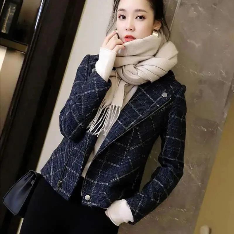 Autumn Elegant Plaid Short Jacket Womens Woolen Coat Zipperup Lady Slim Deep Blue Casual Tops Streetwear Moto Biker Outerwear 250113