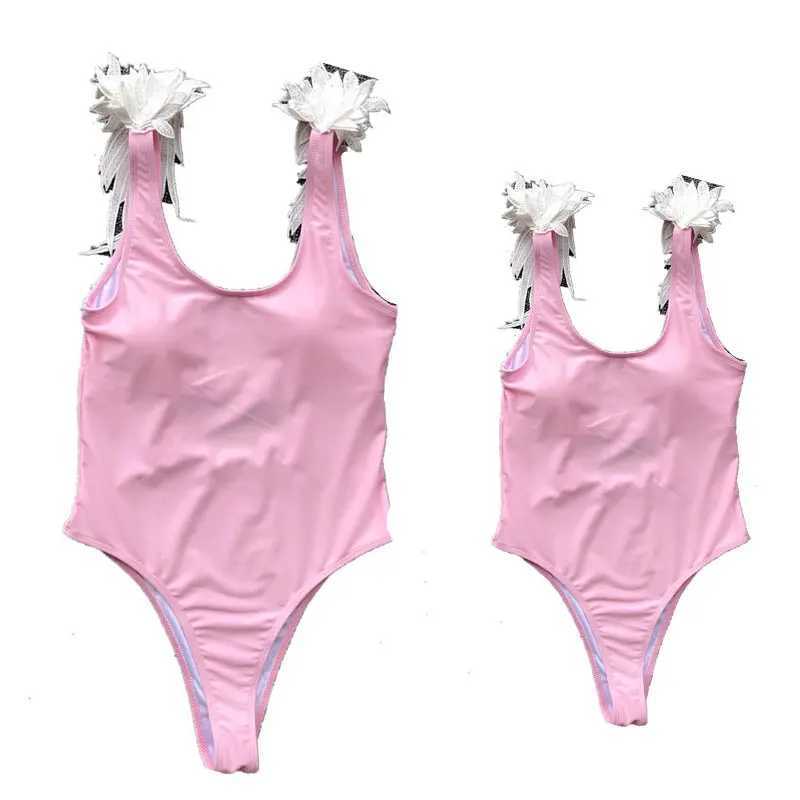 Summer Family Wing Swimming Dress Mother and Daughter Swimwear Family Matching Look Mom Girls Kids Swimsuits Family Look Outfits W250207