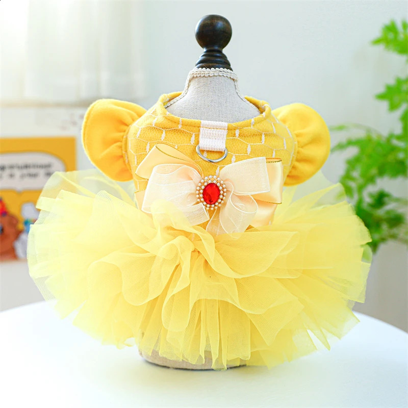 Wedding Dresses for Pets Chihuahua er Lace Veil Female Cat Clothes Bow Tie Tutu Skirt Rose Floral Yorkshire Puppy Clothing 250206