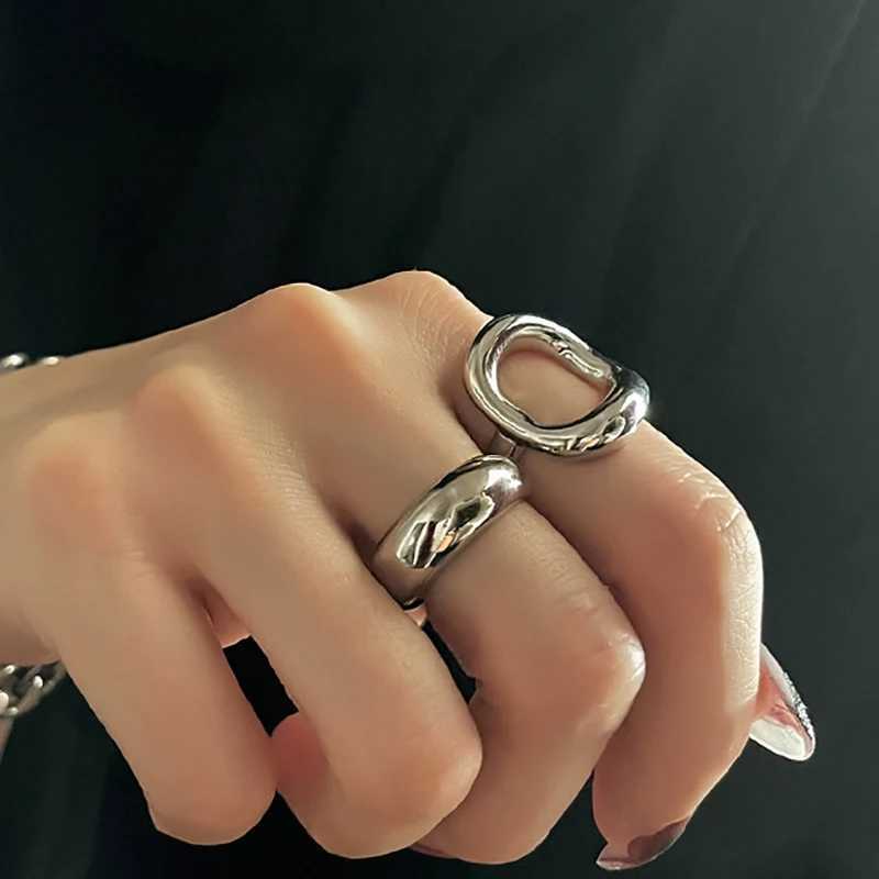 FOXANRY Minimalist Silver Engagement Ring Female Couple New Fashion Creative Hollow Irregular Geometry Party Jewelry W250207