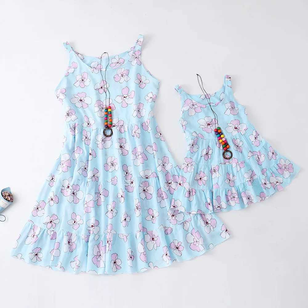 Mother Daughter Matching Dresses Family Look Mommy and Me Clothes 2023 Summer Women Girls Outfits Flower Printed Dress W250207