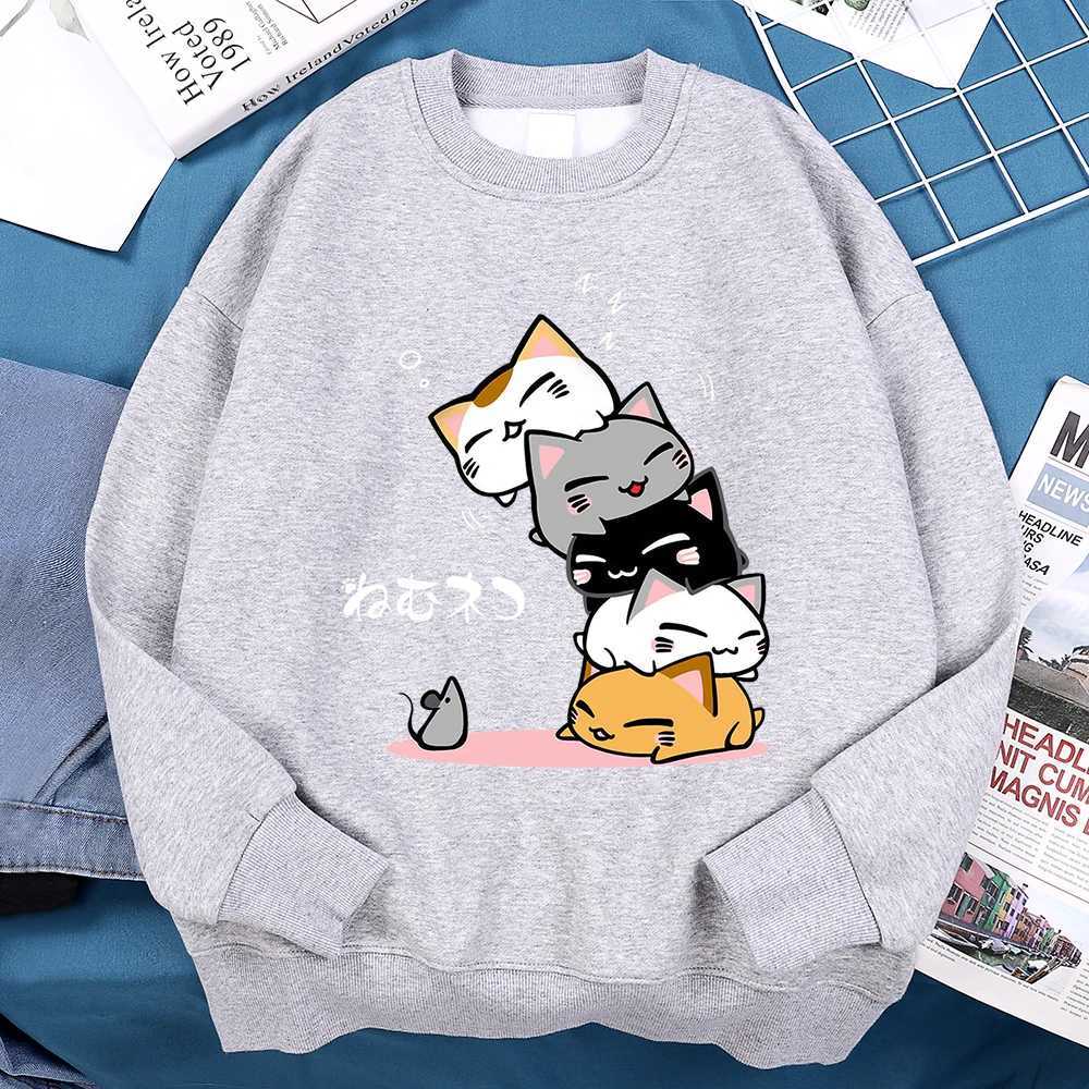 Cute Stacked Cats Sleeping Dont See The Mouse Men Clothing Anime Pullover Hoodies Loose Fleece Hoody Casual O-Neck Streetwear W250207