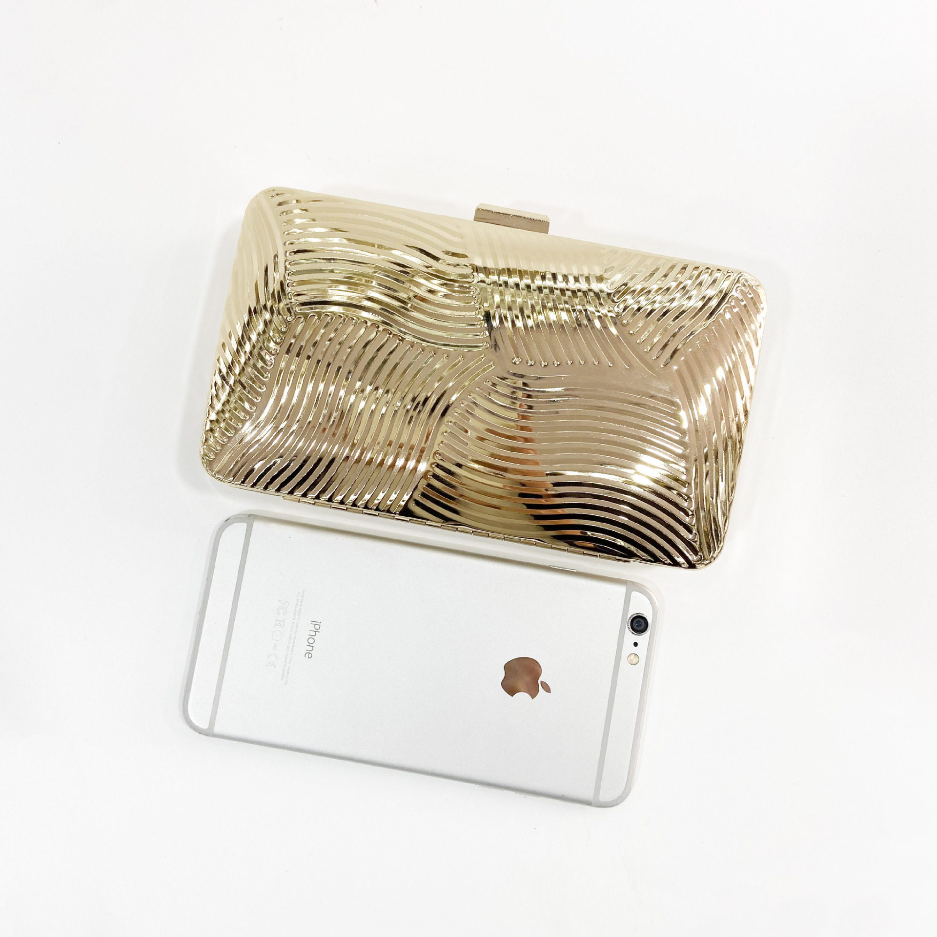 New Solid Color Shell Metal Mini Handheld Banquet Bag Texture Striped Dress Party Handbag