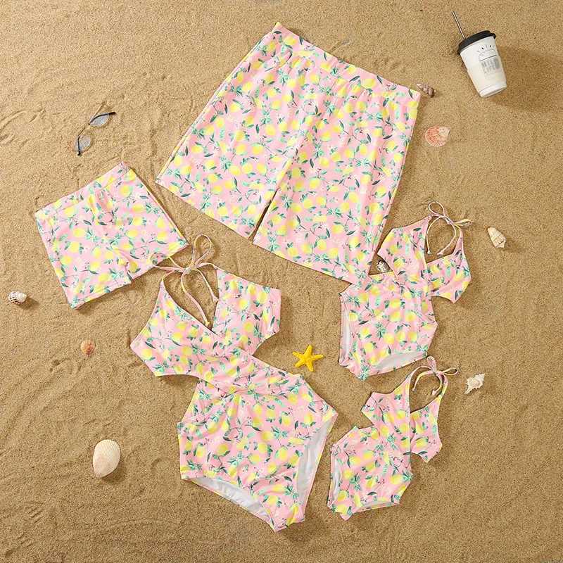Family Baby Mom and Dad Son Daughter Clothing Fruit Printed Bikini Beach Swimsuit Family Matching Swimsuit W250207