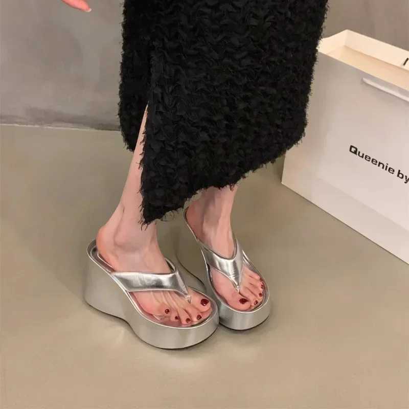 Women Wedge Clip Toe Flip Flops Summer Fi Chunky Platform Beach Sandals Ladies Thick Sole High Heeled Slippers SlidesXJ250207