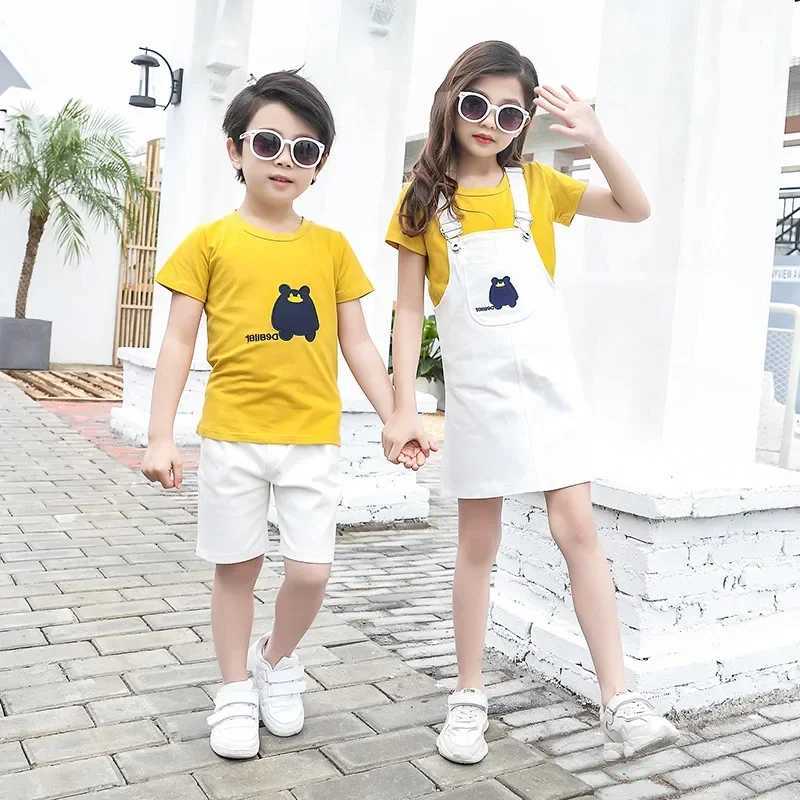 Matching Family Outfits Summer Mum Daughter Strap Dresses Dad Son Cotton T-shirt Shorts Holiday Matching Couple Clothes Seaside W250207