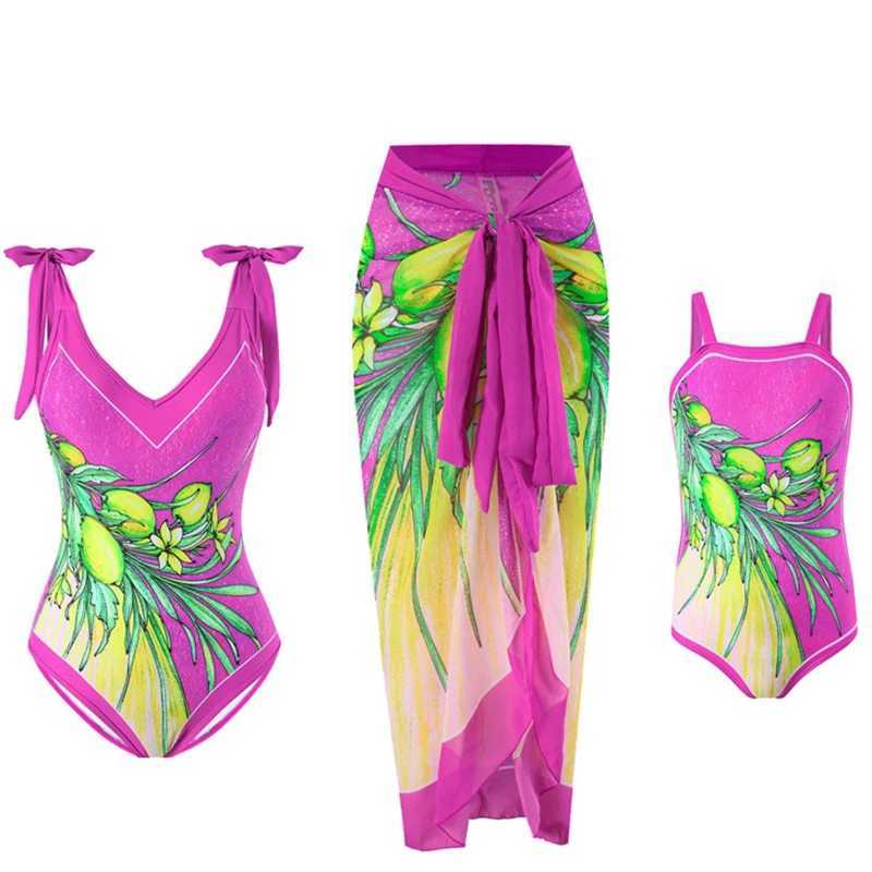 Fashion Mommy and Me Swimwear Family 2PCS Set Mother Daughter Matching Swimsuits Fashion Women Girls Bikini Mesh Skirt Clothes W250207