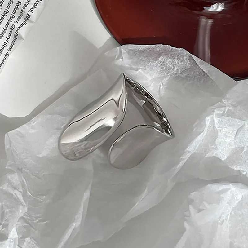 Foxanry Minimalist Silver Color Cuff Rings for Women Couples New Fashion Creative Smooth Pattern Geometric Party Jewelry Gifts W250207