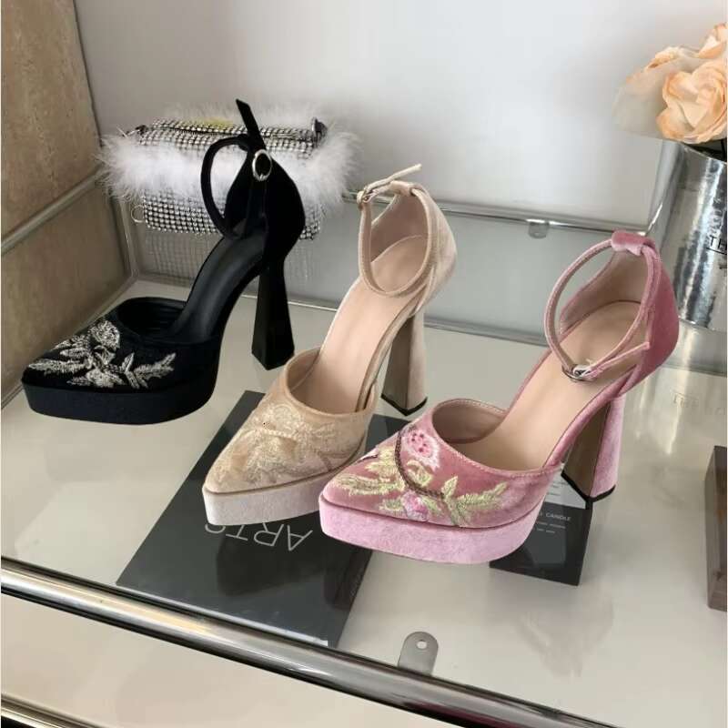 Women's Embroidered wer Pointed High Heeled Hollow Single Shoes Platform Heels atos De Mujer