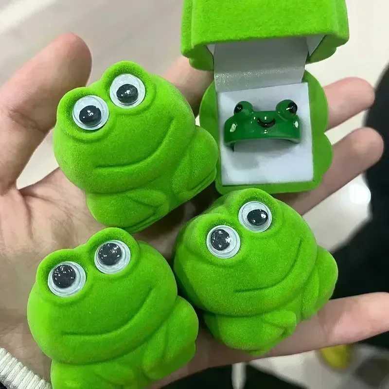 Cute Frog Rings With Box Colorful Acrylic Finger Rings Women Girls Daily Friendship Couple Gifts Lovely Animal Jewelry Accessory W250207