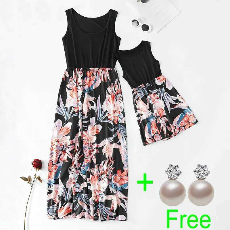 2022 Sleeveless Mom And Daughter Dress Birthday Wedding Family Matching Mommy Girls Me Clothes Beach Holiday Long Dresses 9T W250207
