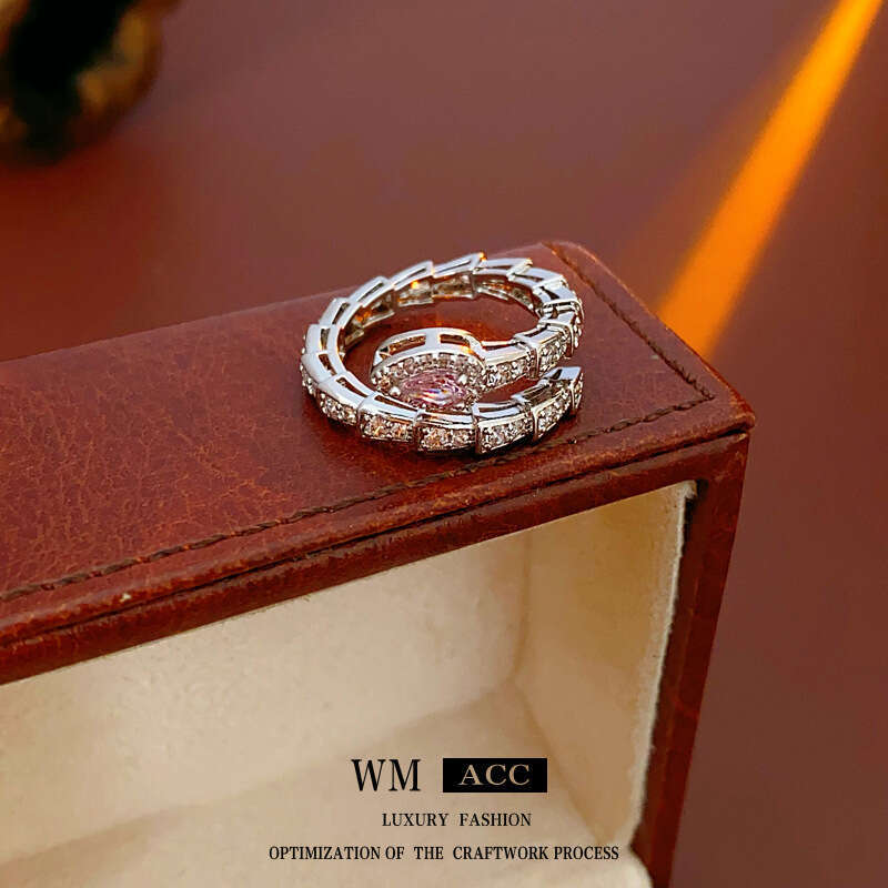 Zircon snake curved opening light luxury cool style, versatile index finger ring, simple and high-end commuting jewelry for women