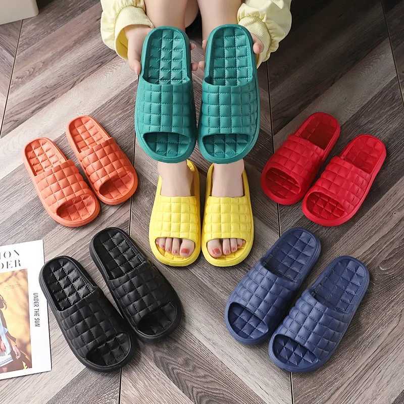 Home Bathroom Slippers Women Fi Soft Sole EVA Indoor Slides Woman Sandals 2023 Summer N-slip Woman Man SlippersXJ250207