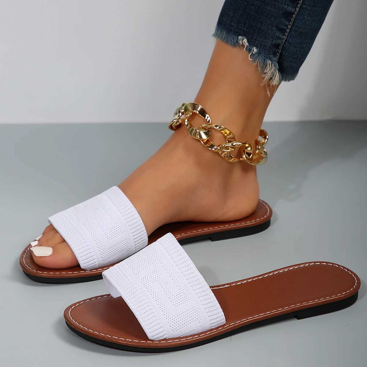 Women Slippers 2024 Summer Luxury Fi Flat Sandals Brown Designer Open Toe N-Slip Outdoor Beac Slides WomenXJ250207