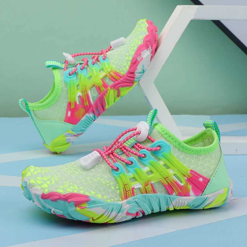 2024 Childrens Summer Colorful Aqua Shoes Mens and Womens Non slip Water Shoes Barefoot Beach Sports Shoes Sizes 26-38 W250207