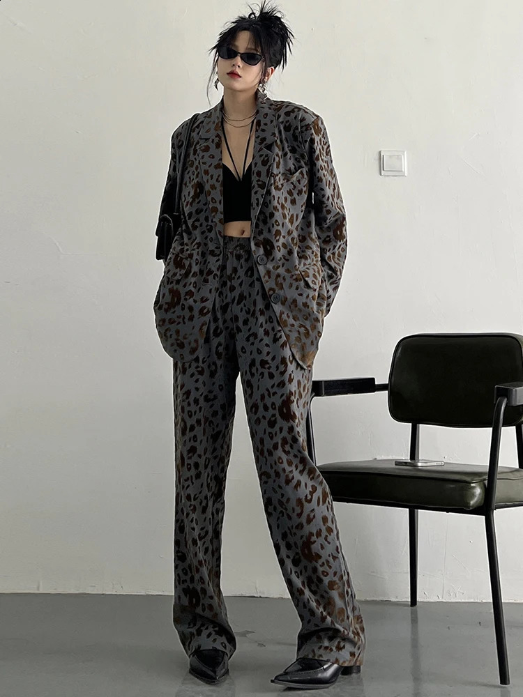 EAM Two Piece Suit Wide Leg Pants Leopard Print Big Size Lapel Long Sleeve Women Fashion Spring Autumn 2024 1DF1166 250107