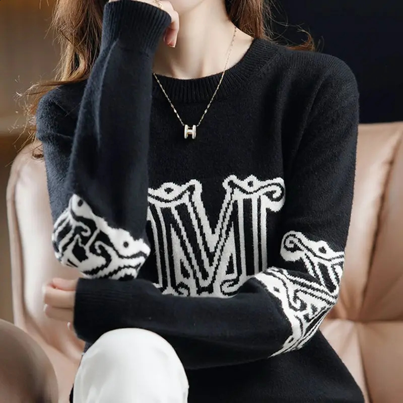 Women fall pullover sweater Elegant round neck loose M letter splicing knitted bottoming shirt fashion musthaves 250113